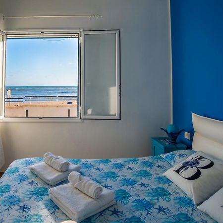 Blue Velvet Hotel Punta Secca Ngoại thất bức ảnh