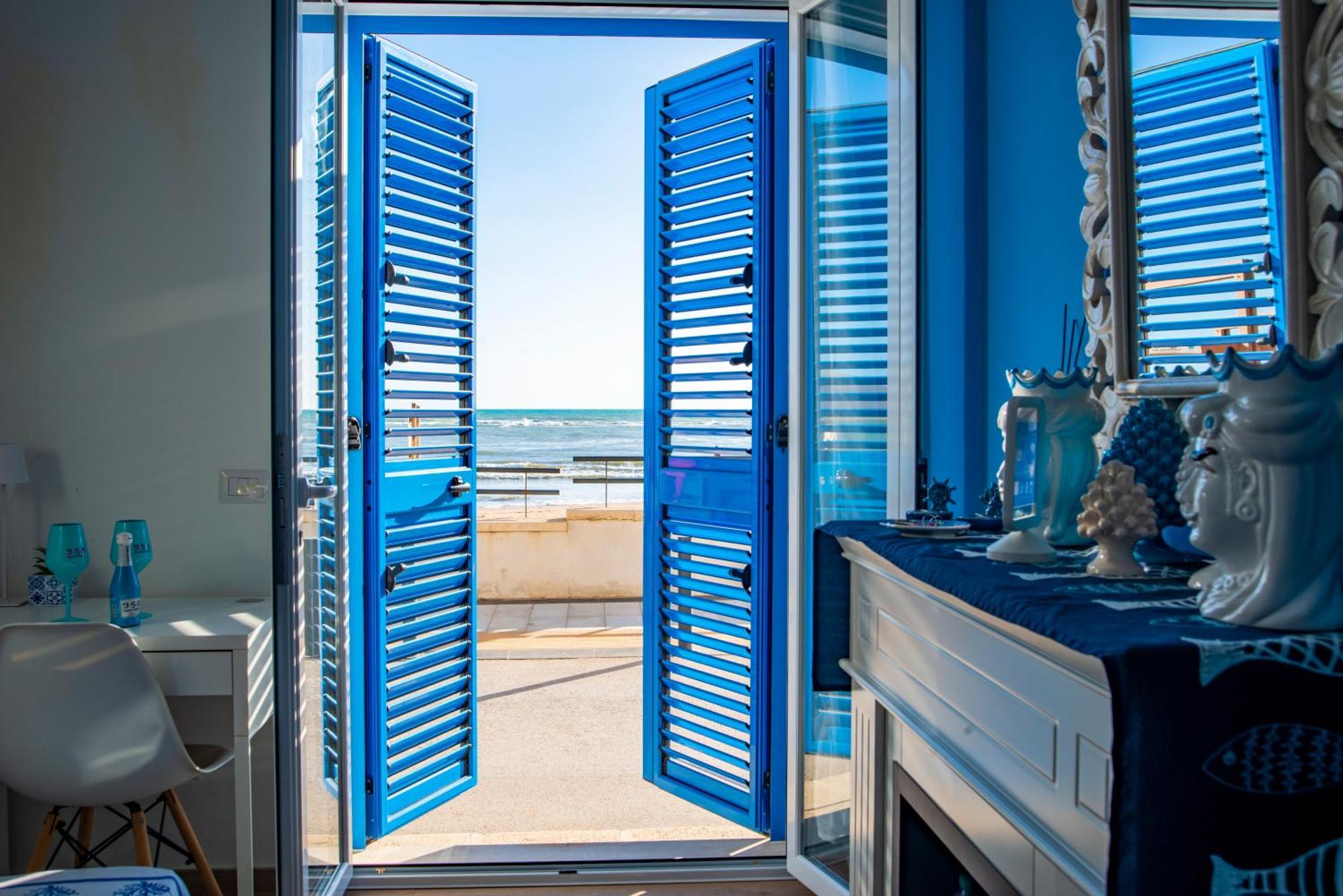 Blue Velvet Hotel Punta Secca Ngoại thất bức ảnh