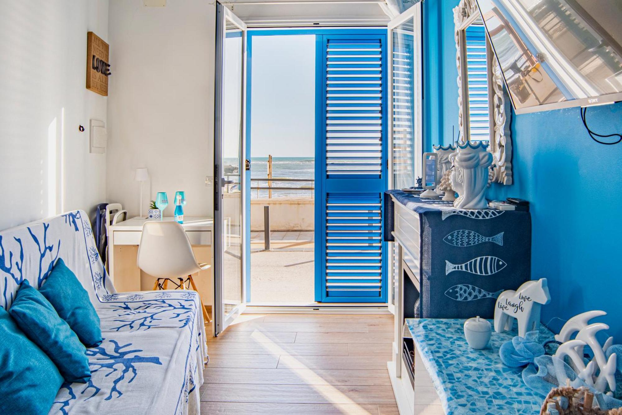 Blue Velvet Hotel Punta Secca Ngoại thất bức ảnh